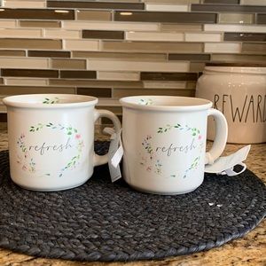 Shabby chic tabletop collection mug set
